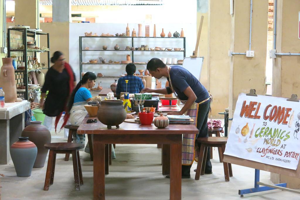 Clayfingers Art Cottage Thrissur Quarto foto